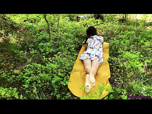 ❤️ Tinder تي اجنبي منهنجي بلي کي مشت زنی ڪري ٿو ۽ جنگل ۾ شوق سان چوندو آهي ️❌ اسان وٽ